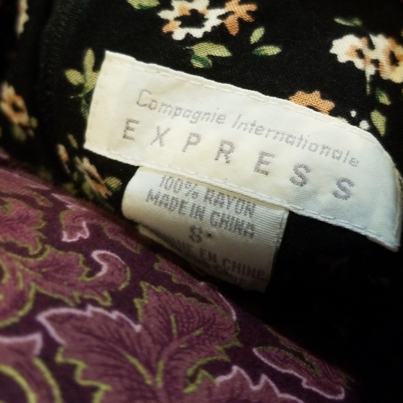 Express Floral Romper - Picture 3 of 5